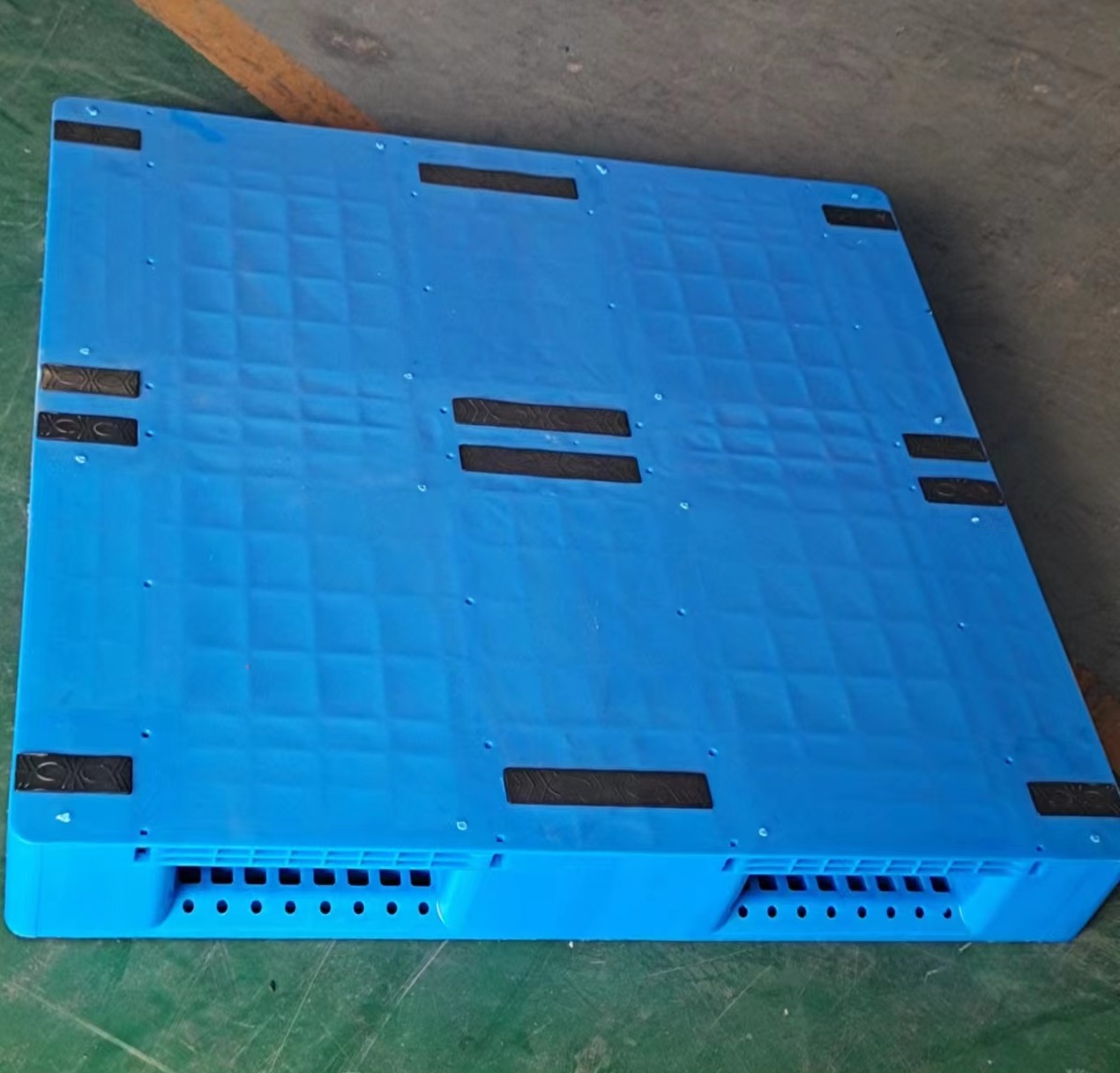 塑料托盤為何能得到廣泛使用？