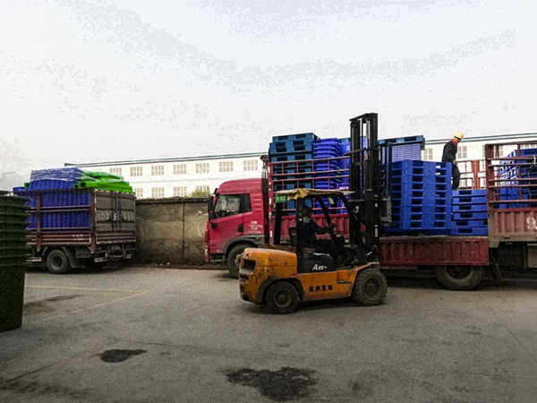 山東塑料托盤結構、材質、尺寸