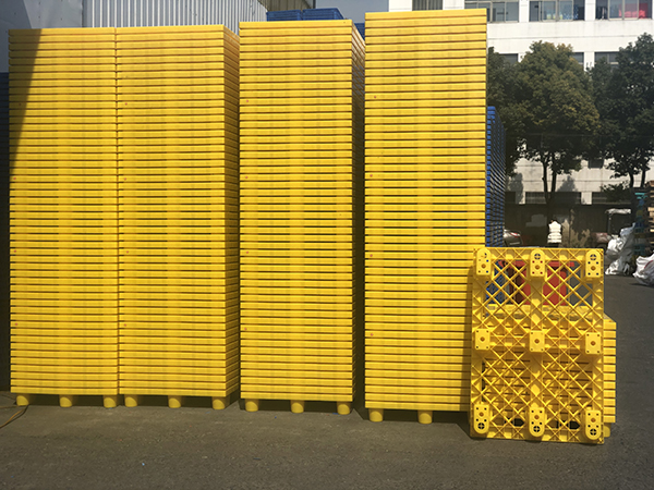 邦達老張夸夸那些一直在堅持做塑料托盤的廠家!